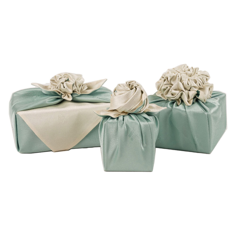 Korean traditional double sided silk yarn wrapping fabric [Ivory/Mint]