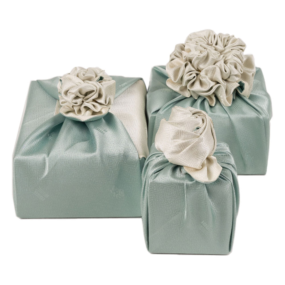 Korean traditional double sided silk yarn wrapping fabric [Ivory/Mint]