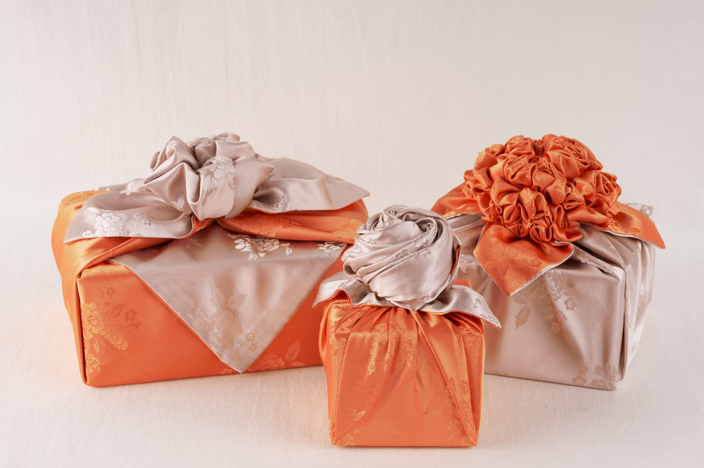 Korean traditional double sided silk yarn wrapping fabric [Beige/Orange]