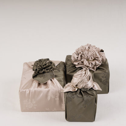 Korean traditional double sided silk yarn wrapping fabric [Beige/Khaki]