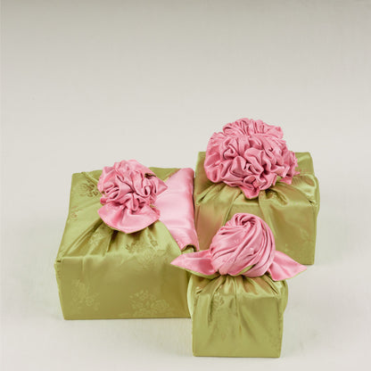 Korean traditional double sided silk yarn wrapping fabric [Light pink/Dark khaki]